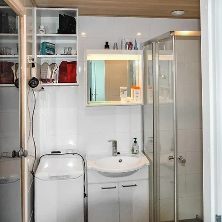 Maahisenrinne 3 E 19 By Interhome *