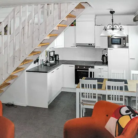 Maahisenrinne 3 E 19 By Interhome